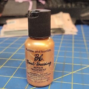 Bumble and Bumble Bond-Building Repair Treatment 30ml Bottle